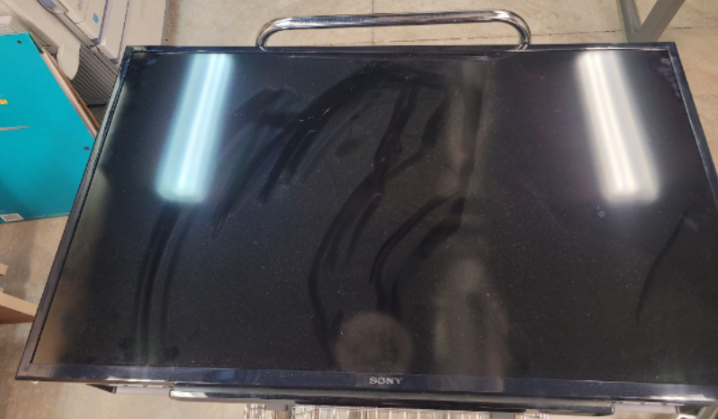 Sony 40in. Television — photo 1