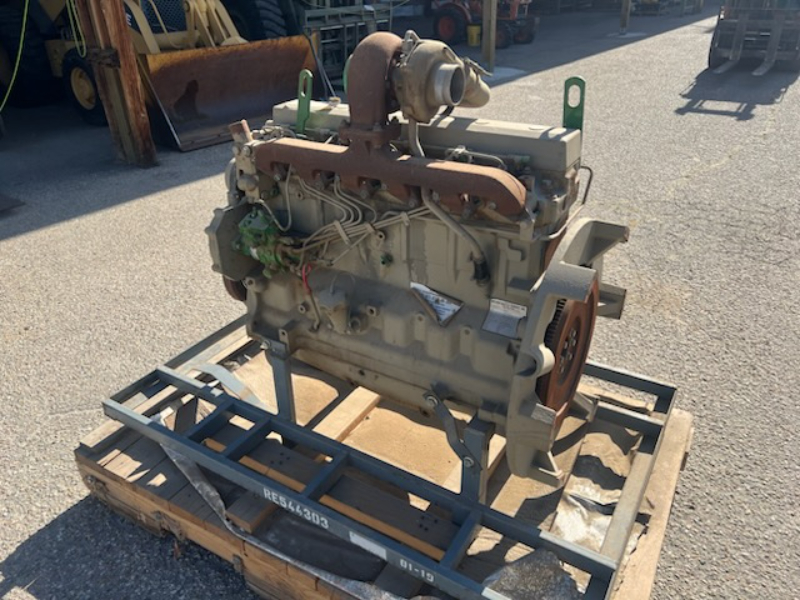 John Deere 6 Cyl Engine — photo 1