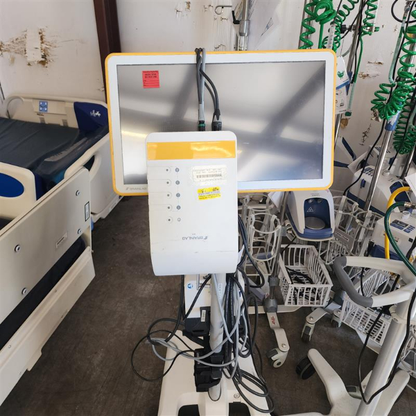 BRAINLAB em HARDWARE/INSTRUMENT PACKAGE — photo 1