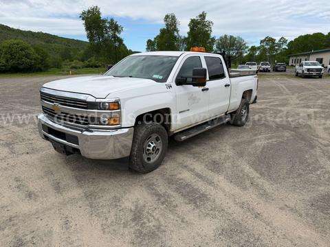 2016 Chevrolet Silverado 2500 HD 4x4 Crew Cab Pickup
