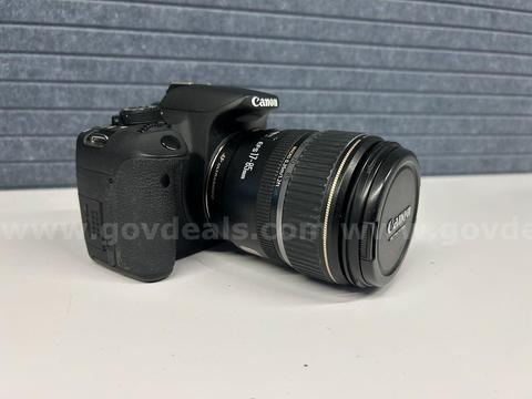 Canon EOS Rebel T5i and 17-85mm zoom lens