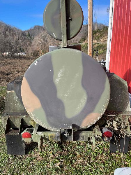 400 GALLON TANK TRAILER