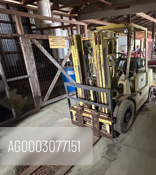 Mitsubishi Model FG25 5000lb Forklift
