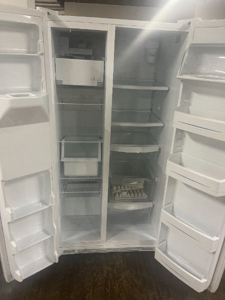 REFRIGERATOR,