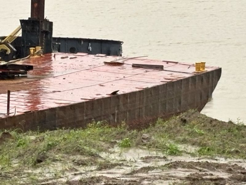 1929 Barge