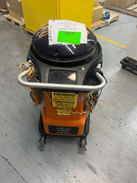 UV Light Cleaning Robot