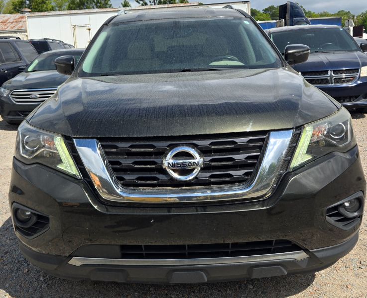 2017 NISSAN PATHFINDER