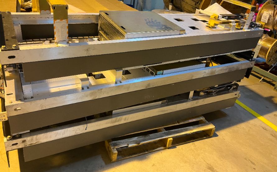 Alcatel MDR-4000 Microwave Radios