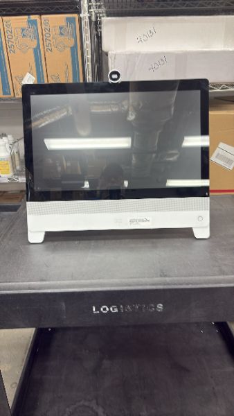 7 Cisco Video Teleconference Monitors