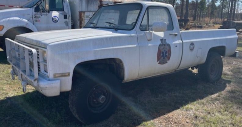 1986 Chevrolet 1.25-ton 4x4 Truck