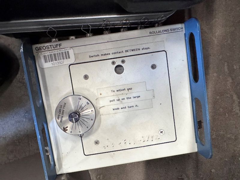 Geostuff Rollalong Switch