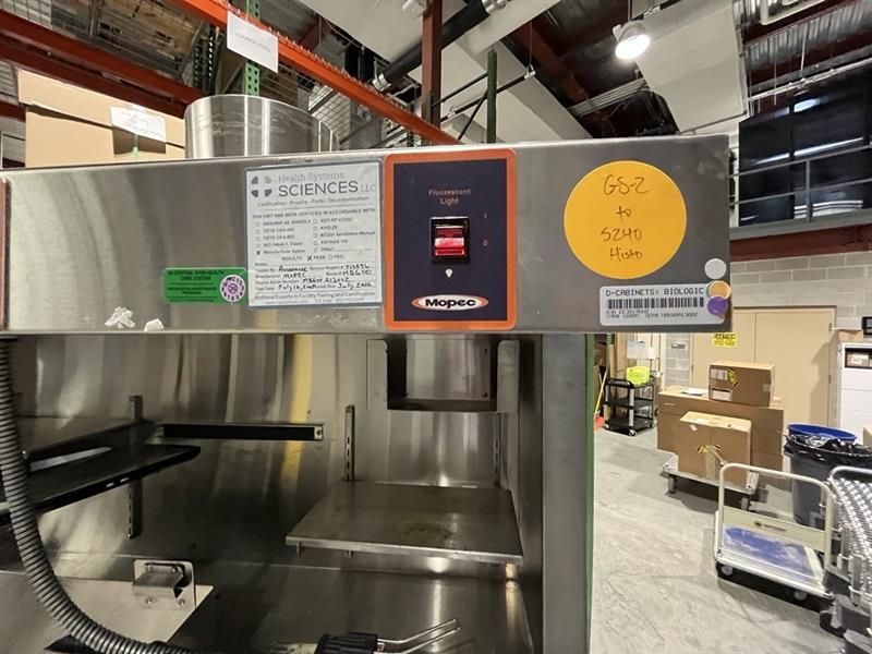 Mopec Elevating Grossing Workstation