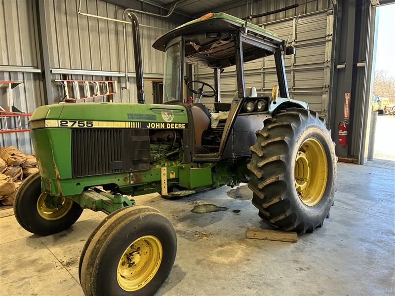 1991 John Deere 2755 Tractor