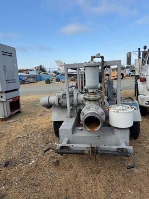 TRAILER-MOUNTED PUMP