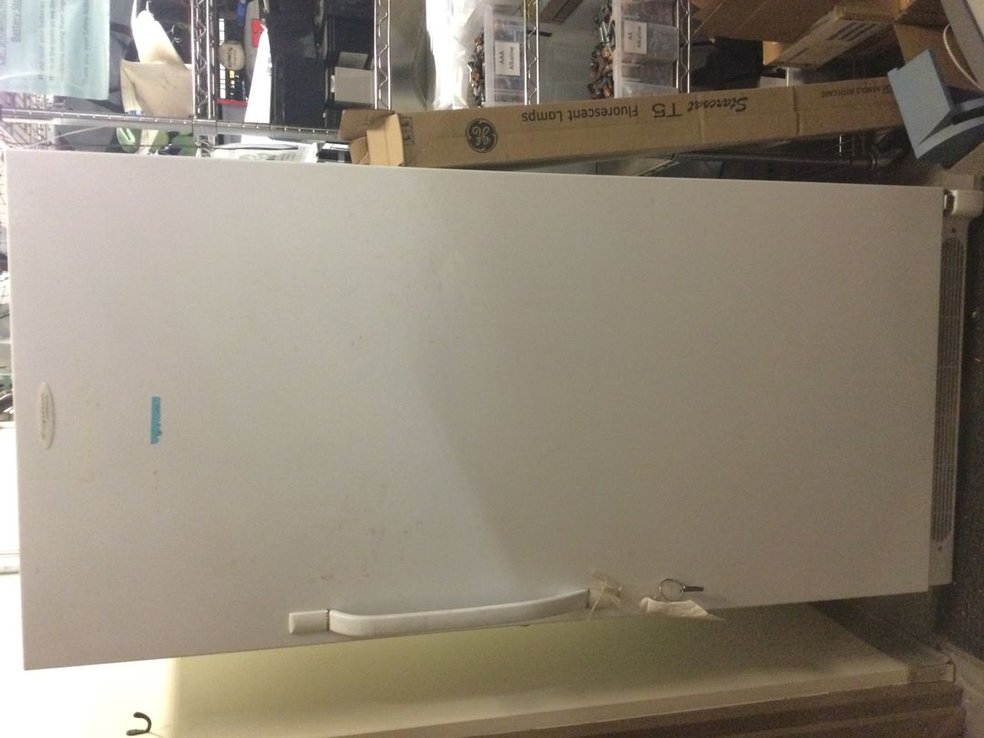 FRIGIDAIRE COMMERICAL FREEZER