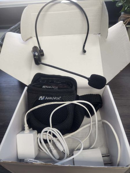 AMPLIVOX PORTABLE SOUND SYSTEM