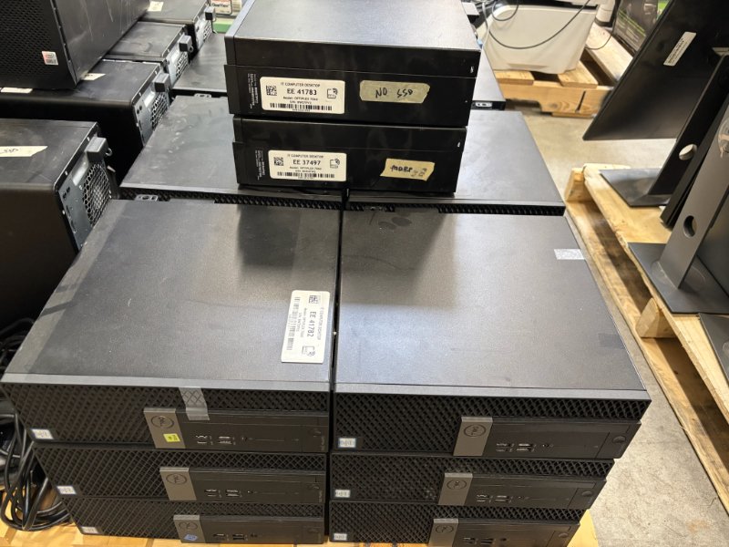 Optiplex Desktop Computers — photo 1