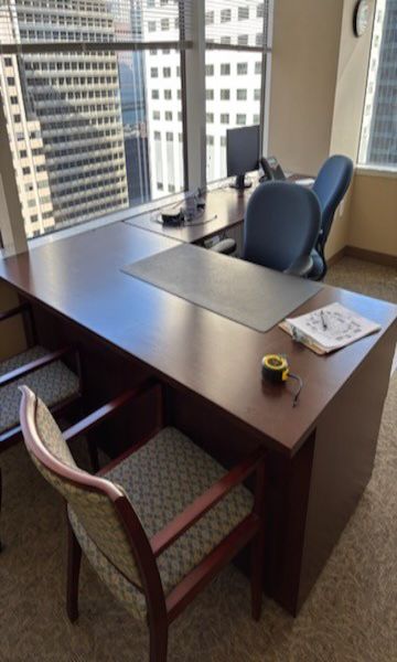 Complete O.150 Office Furniture (11 EA)