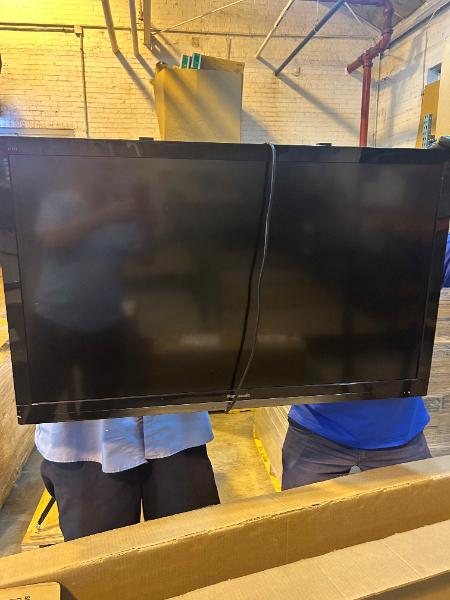 TELEVISION SET