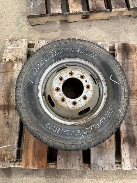 GOODYEAR WRANGLER TIRE ON DUALLY RIM