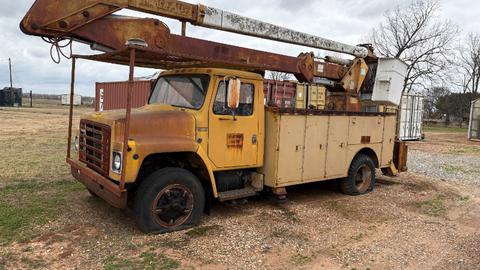 1980 International 1754 Bucket Truck