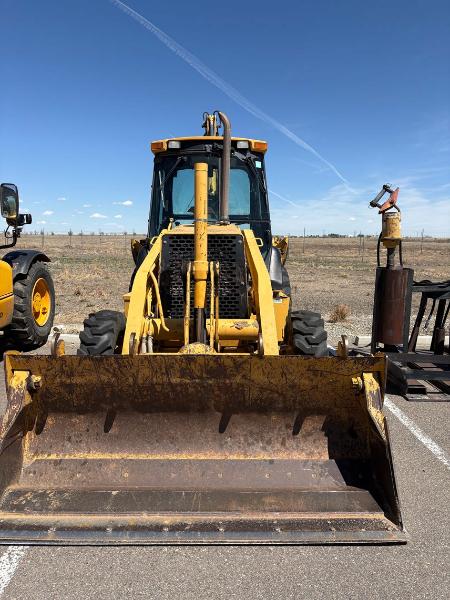 1999 John Deere 410E Backhoe Loader w McMillen Auger