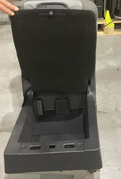 2025 Ford F-150 Center Console Jump Seats