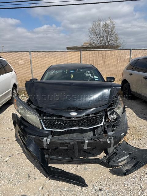 2026000041 2013 Kia Optima black