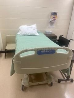 Hillrom Versacare Hospital Bed