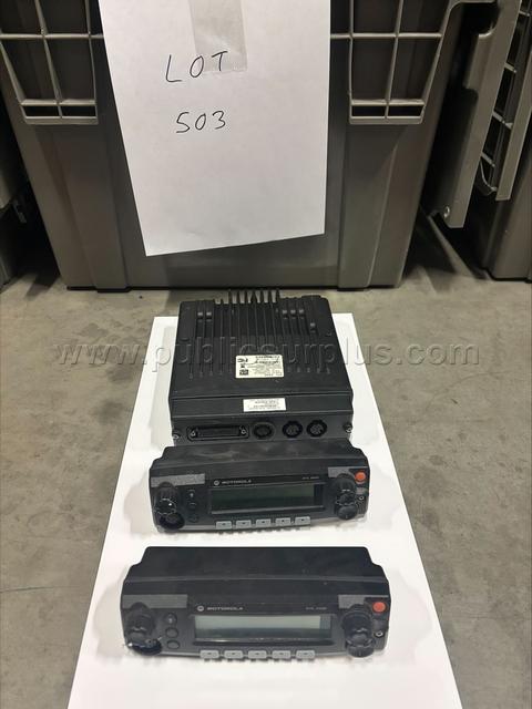Lot 503 12 Motorola XTL2500