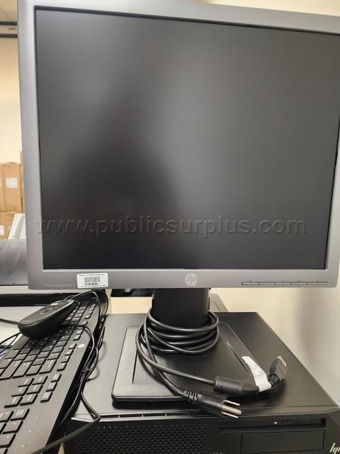 Monitors - Computer - HP E190i ~ Lot of 3