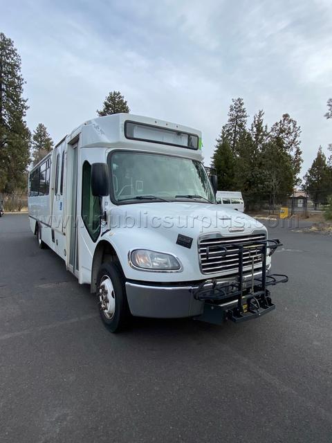2011 Freightliner Bus (831)