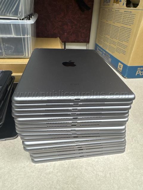 Misc Apple iPads (Various Conditions)