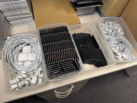 116 Working Apple iPods (2nd and 4th Gen)