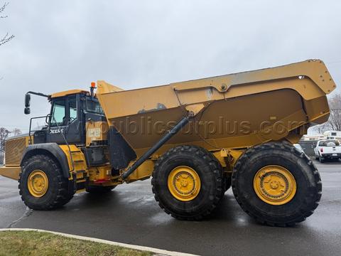 2021 JOHN DEERE 460E-II