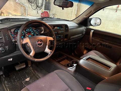 2013 GMC Sierra 4door extended cab pickup 4x4