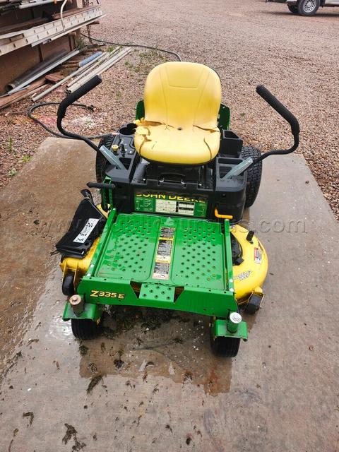 John Deere Zero Turn Mower