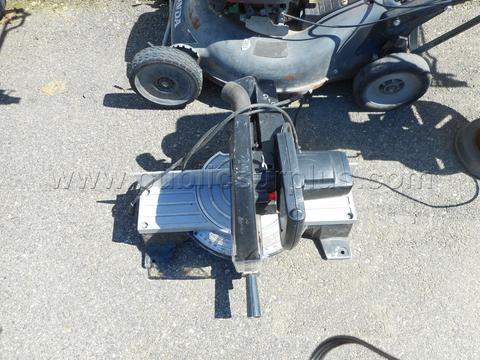 BLACK AND DECKER CHOP SAW