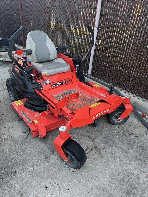 ZERO TURN MOWER, ARIENS IKON 52