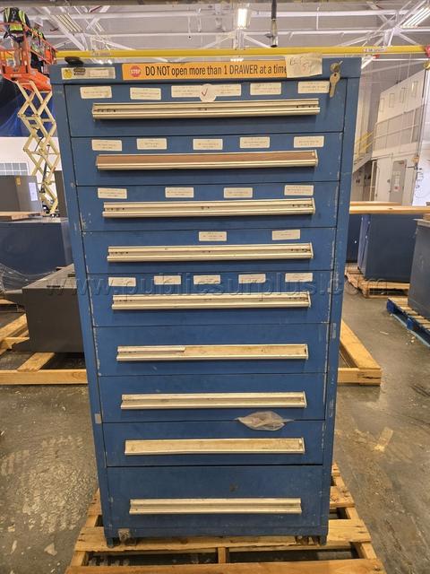 Cabinet, Vidmar  9 Drawer