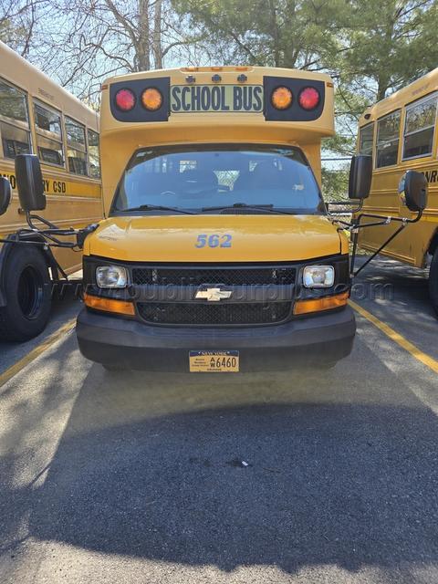 Van 562 2015 Chevy Express