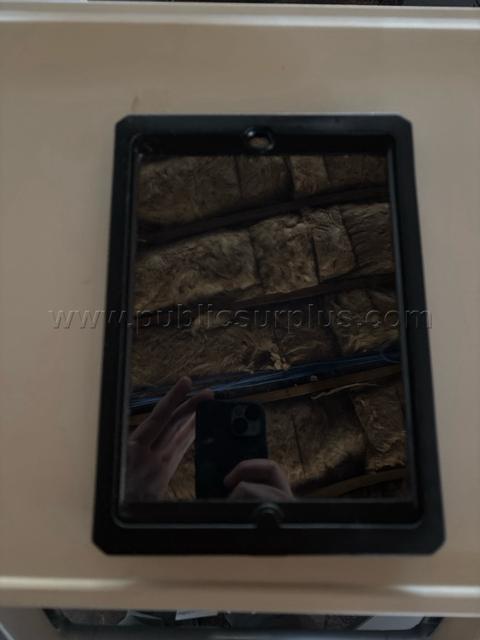 iPad 4th generation with MaxCase