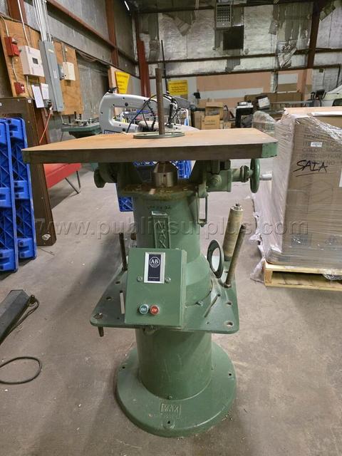 MAX Oscillating Spindle Sander