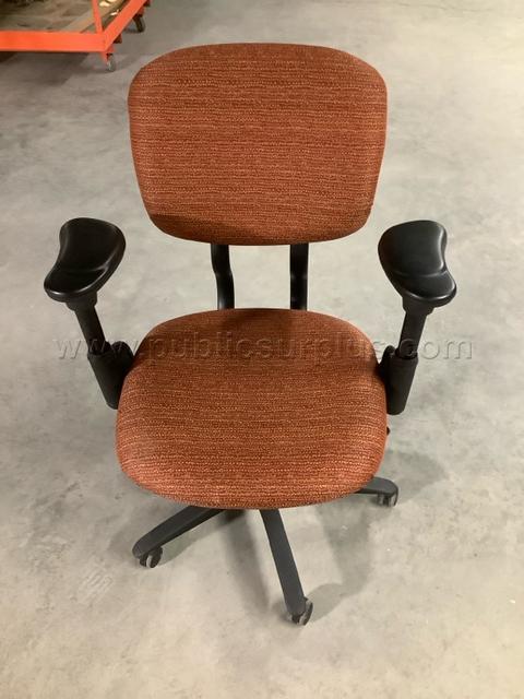 7853 - Office Chair