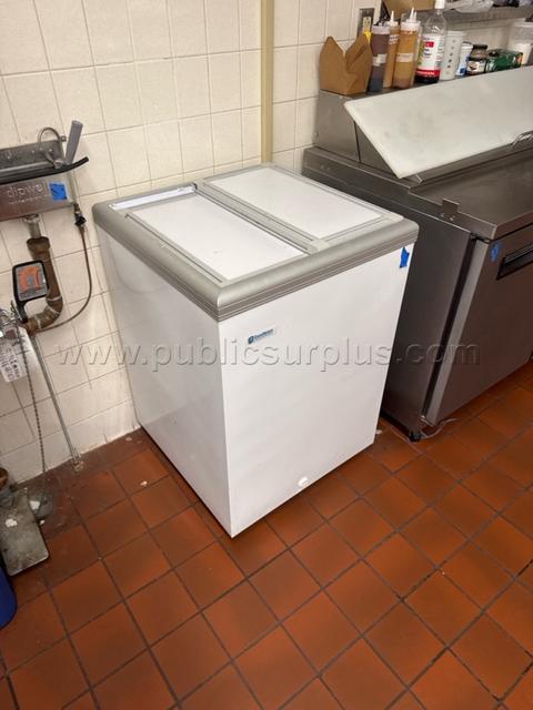 Excellence Commercial Products Freezer - Lot I