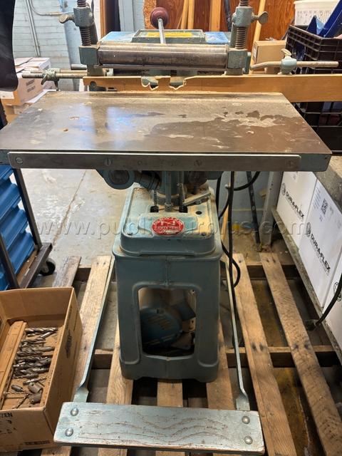 Newton Power Tool   Horizontal Drilling Machine