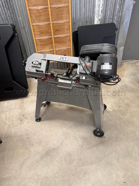 Band saw