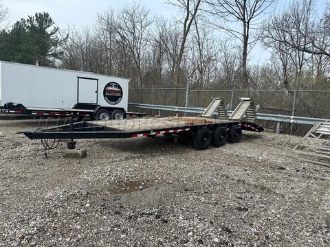 CH - Triaxle Trailer with ramps