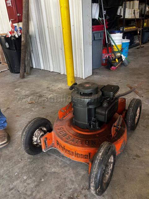 Top Mower, Sensation High Top (W26-21006) [Ona, Florida] DD