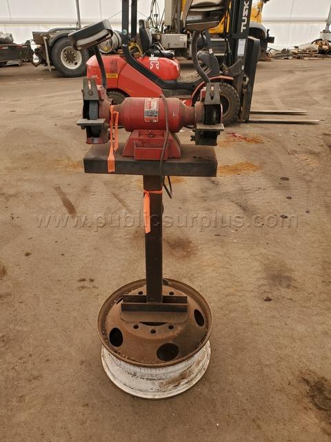 Dayton Grinder With Stand